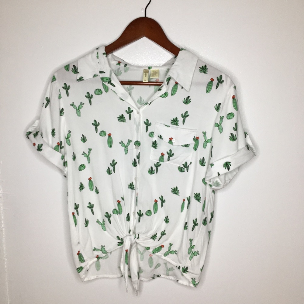 Japna | Cactus Print Tie-Front Buttondown